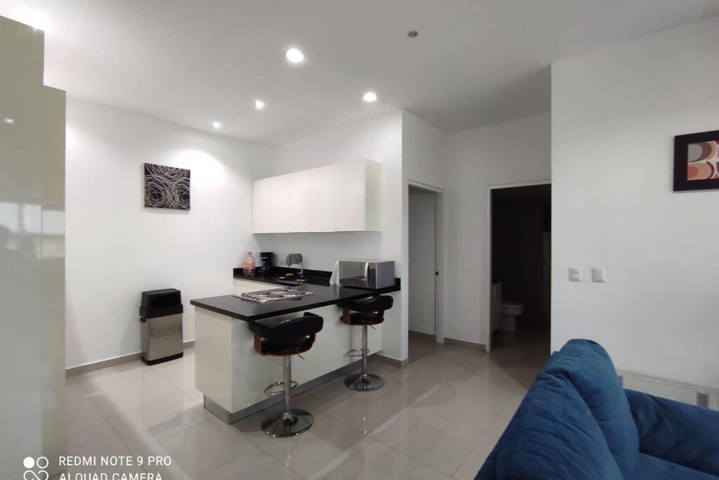Condominio Torre Eme Frente Al Malecon Vista A La Ciudad Con Alberca Y Algo Al Mar Gimnacio Mazatlán Extérieur photo